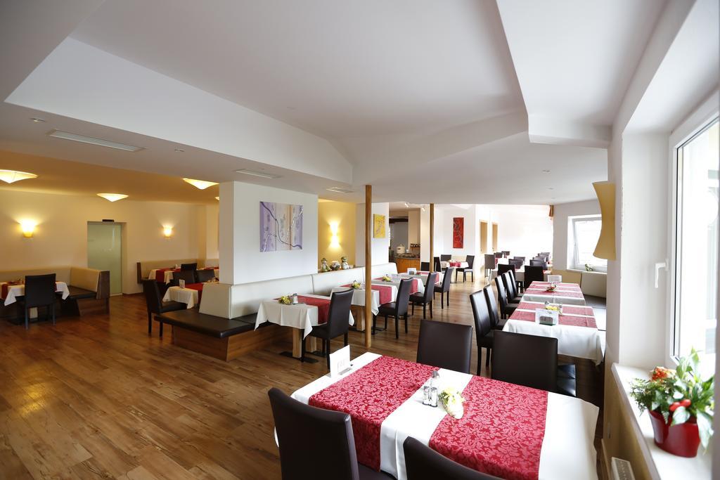 Premium Wanderhotel Steirerhof Schladming Exterior photo